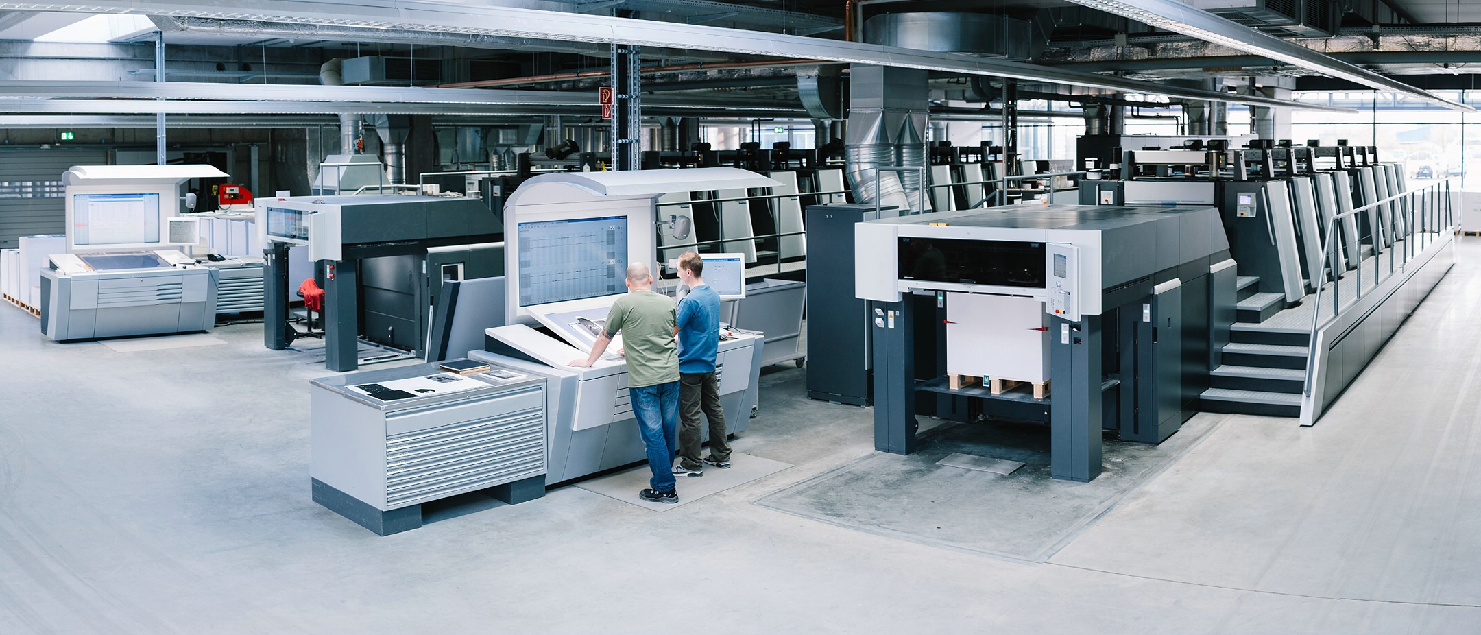 OM_Print_Detailseite_Druckerei-MW_Drucksaal-Maschinen-170328-015